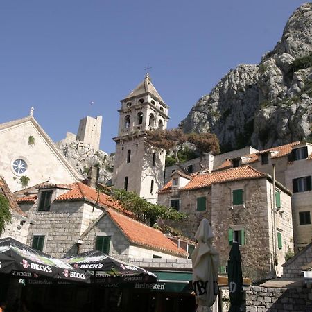 Luxury City Centre Apartment With Stunning View Omiš Exteriér fotografie