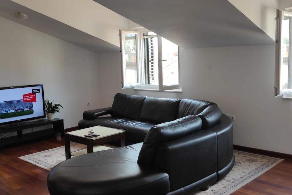 Luxury City Centre Apartment With Stunning View Omiš Exteriér fotografie