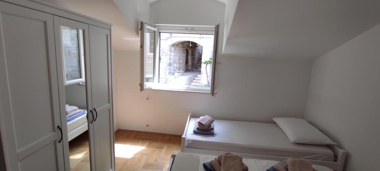 Luxury City Centre Apartment With Stunning View Omiš Exteriér fotografie