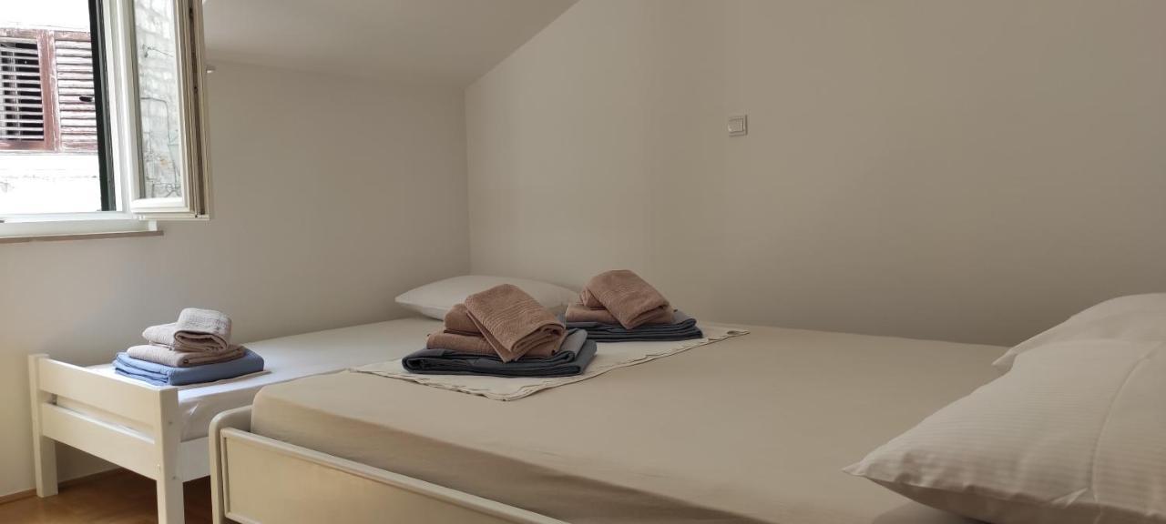 Luxury City Centre Apartment With Stunning View Omiš Exteriér fotografie