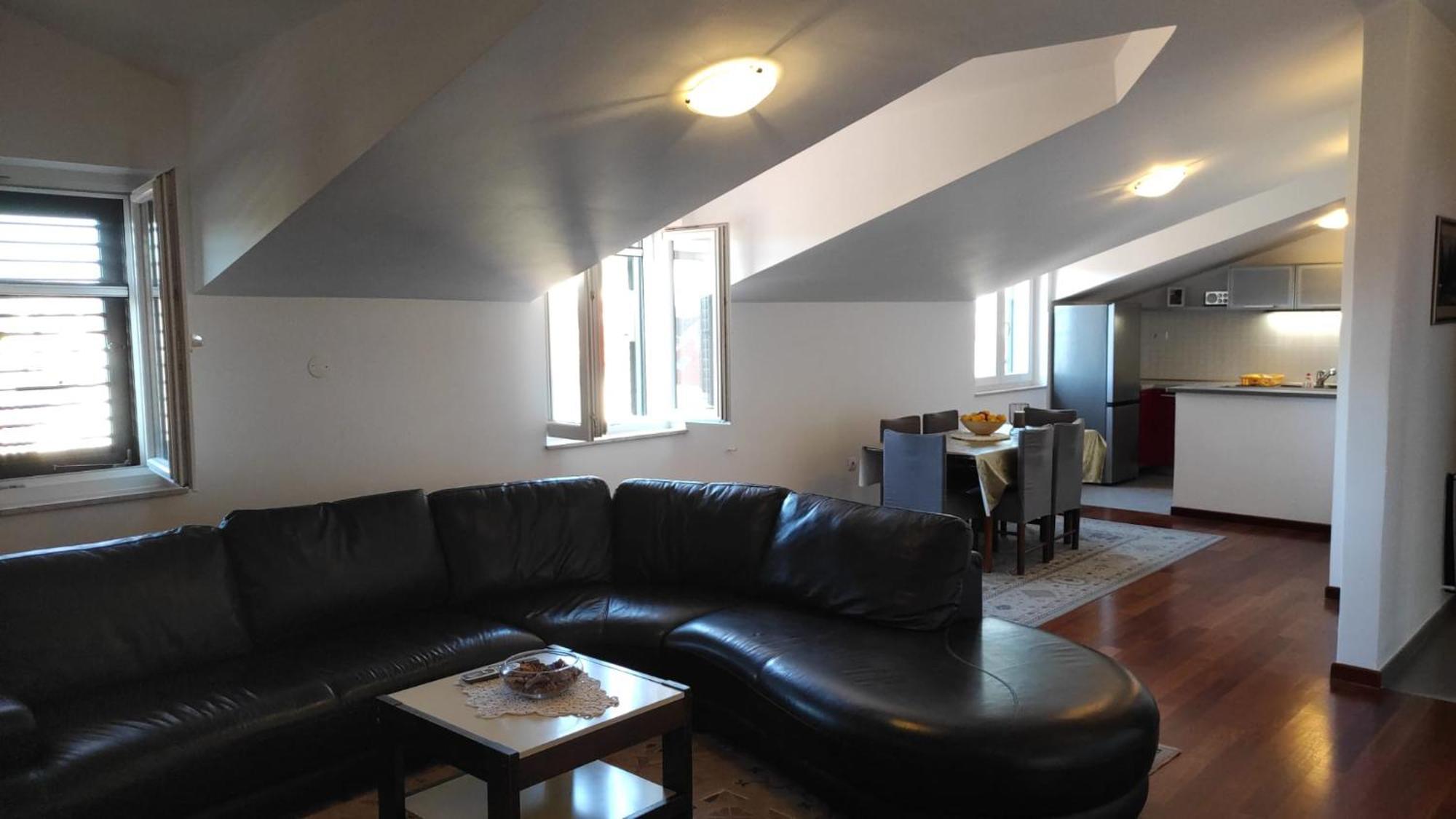 Luxury City Centre Apartment With Stunning View Omiš Exteriér fotografie
