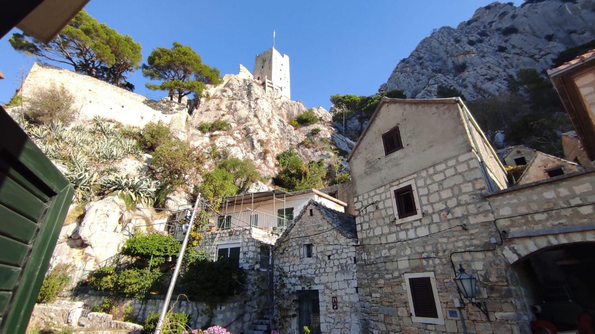 Luxury City Centre Apartment With Stunning View Omiš Exteriér fotografie